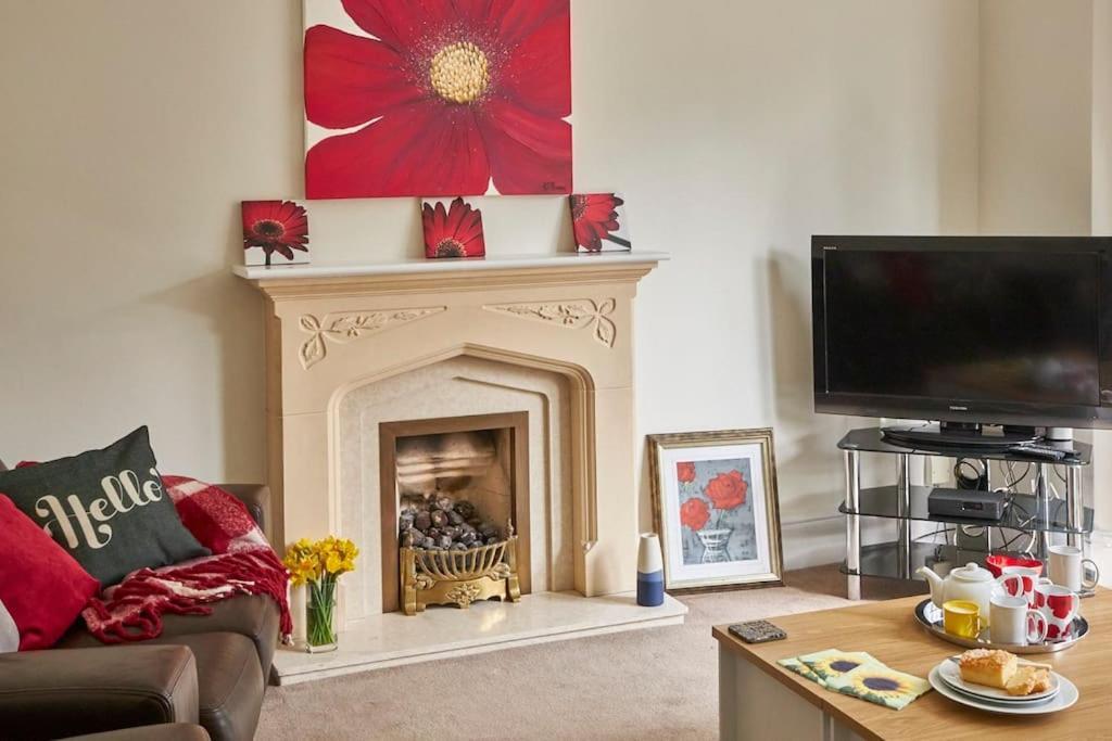 Comfy Big 7 Bedroom Townhouse Harrogate Extérieur photo