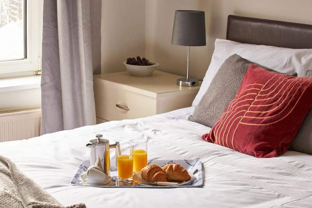 Comfy Big 7 Bedroom Townhouse Harrogate Extérieur photo