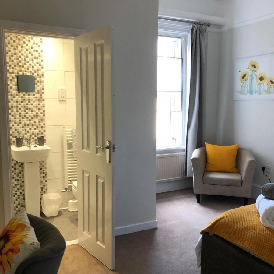 Comfy Big 7 Bedroom Townhouse Harrogate Extérieur photo